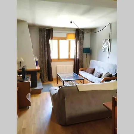 Διαμέρισμα Apartamento Escuacho 5 Pax *